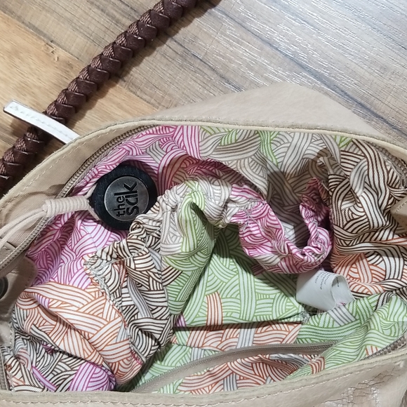 THE SAK THALIA Navy and Beige Small Leather Hobo Bag Purse with Braided Handle - Picture 13 of 16